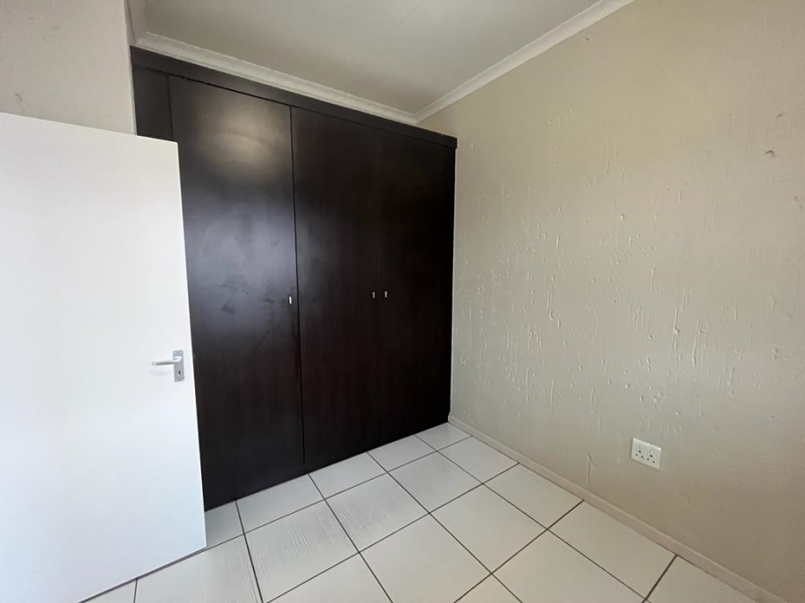 To Let 2 Bedroom Property for Rent in Paulshof Gauteng