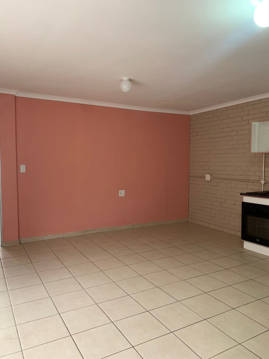 Room for rent in Birchleigh Gauteng. Listed by PropertyCentral