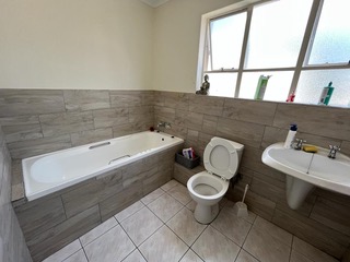 To Let 2 Bedroom Property for Rent in Sandown Gauteng