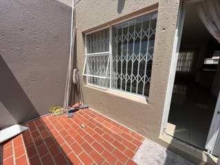 To Let 2 Bedroom Property for Rent in Sandown Gauteng