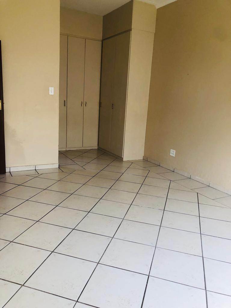To Let 3 Bedroom Property for Rent in Thatch Hill Estate Gauteng