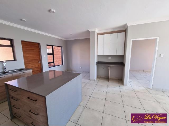 2 Bedroom Property for Sale in Six Fountains Estate Gauteng