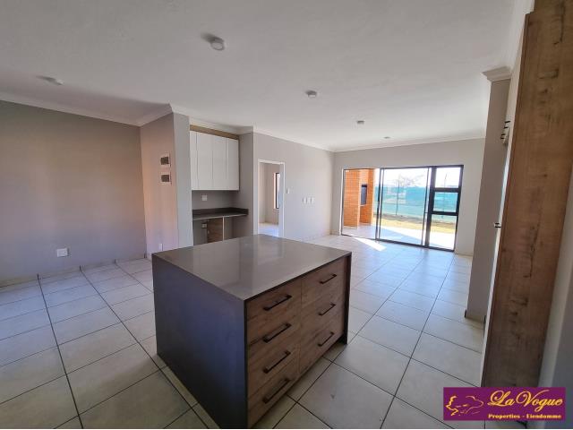 2 Bedroom Property for Sale in Six Fountains Estate Gauteng