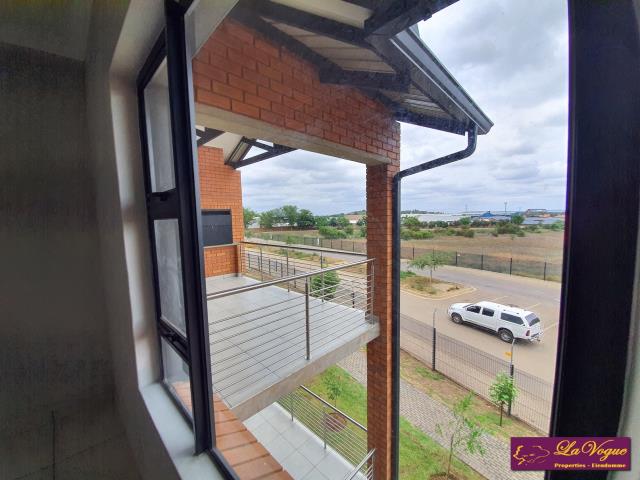 2 Bedroom Property for Sale in Six Fountains Estate Gauteng