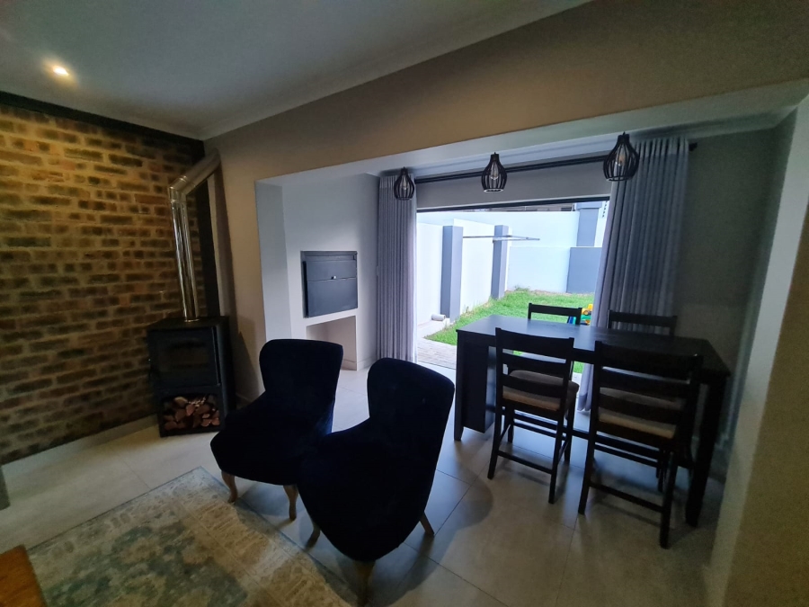 2 Bedroom Property for Sale in Olympus AH Gauteng