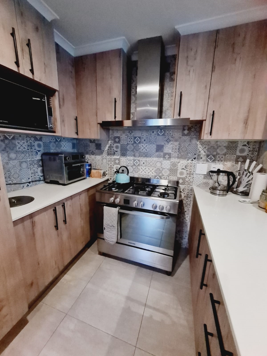 2 Bedroom Property for Sale in Olympus AH Gauteng