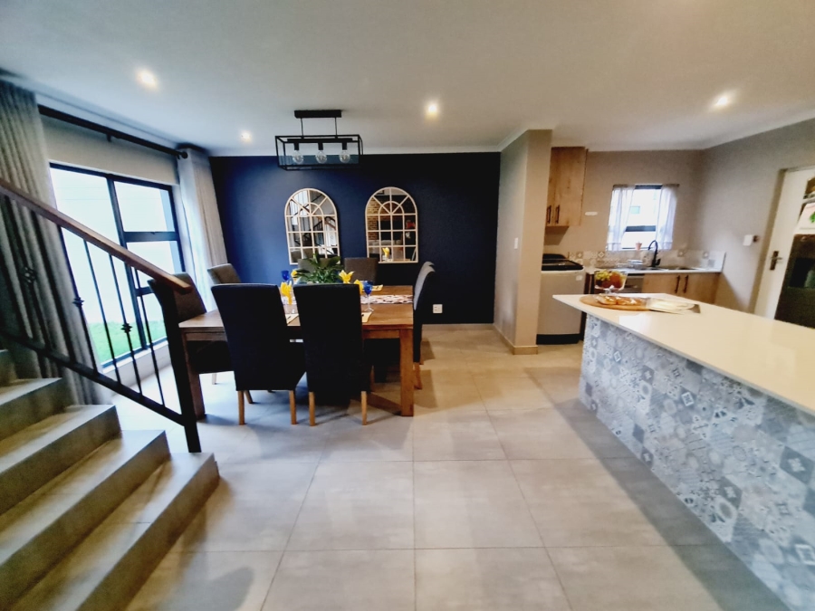 2 Bedroom Property for Sale in Olympus AH Gauteng