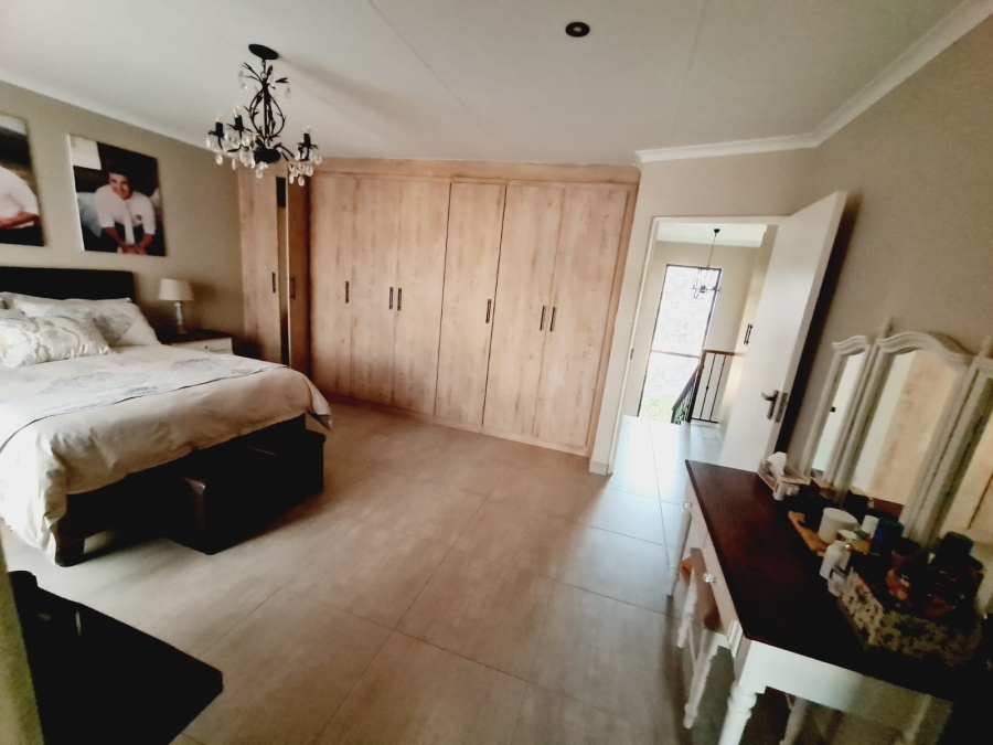 2 Bedroom Property for Sale in Olympus AH Gauteng