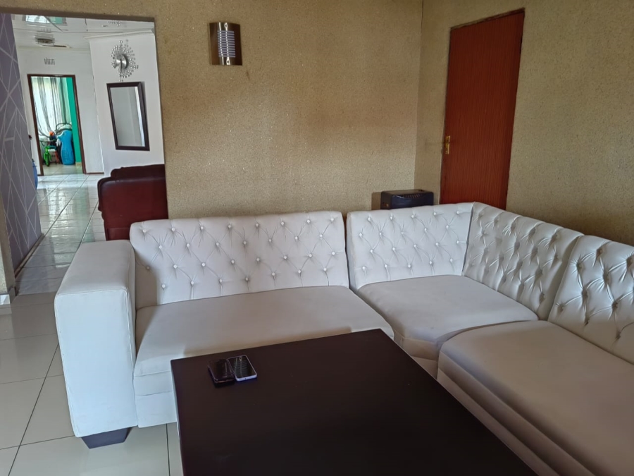 4 Bedroom Property for Sale in Kagiso Gauteng