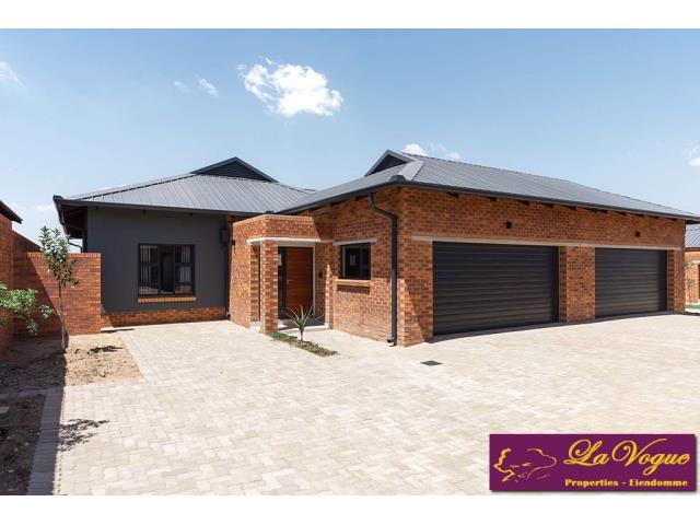 3 Bedroom Property for Sale in Six Fountains Estate Gauteng