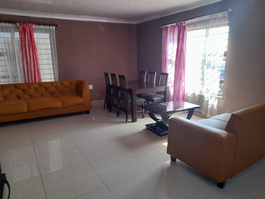 2 Bedroom Property for Sale in Protea Glen Gauteng