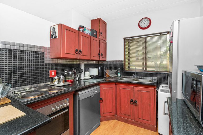 To Let 2 Bedroom Property for Rent in Douglasdale Gauteng