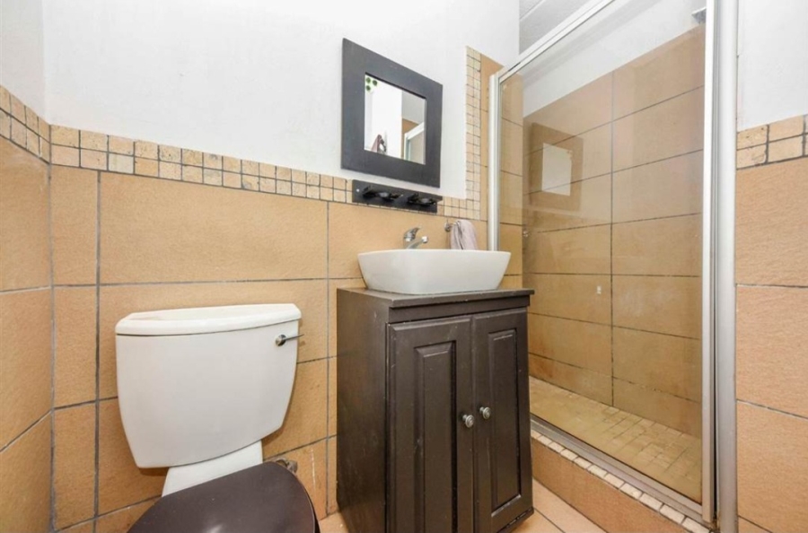 To Let 2 Bedroom Property for Rent in Douglasdale Gauteng