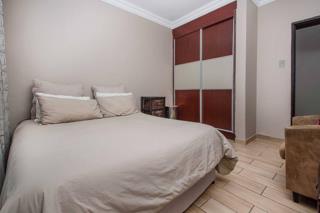 3 Bedroom Property for Sale in Witpoortjie Gauteng