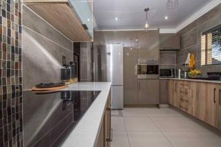 3 Bedroom Property for Sale in Witpoortjie Gauteng