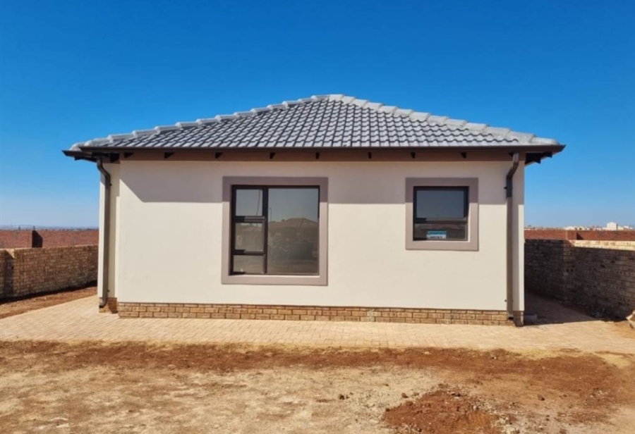 3 Bedroom Property for Sale in Windmill Park Gauteng