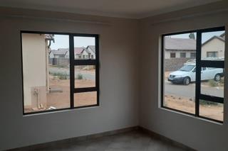 3 Bedroom Property for Sale in Windmill Park Gauteng