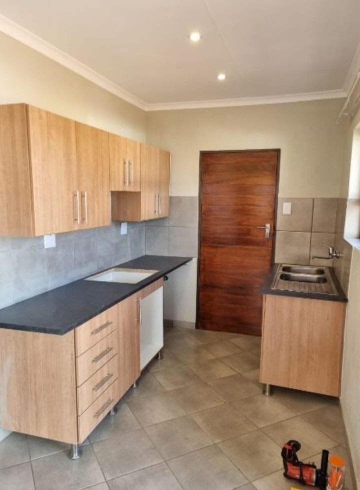 3 Bedroom Property for Sale in Windmill Park Gauteng