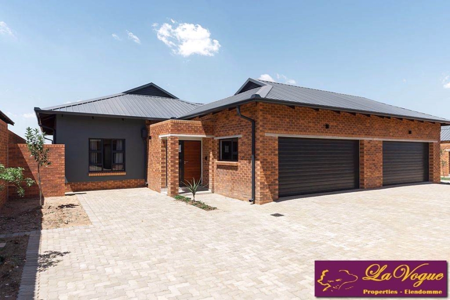 3 Bedroom Property for Sale in Six Fountains Estate Gauteng