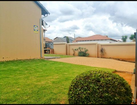 3 Bedroom Property for Sale in Ormonde View Gauteng