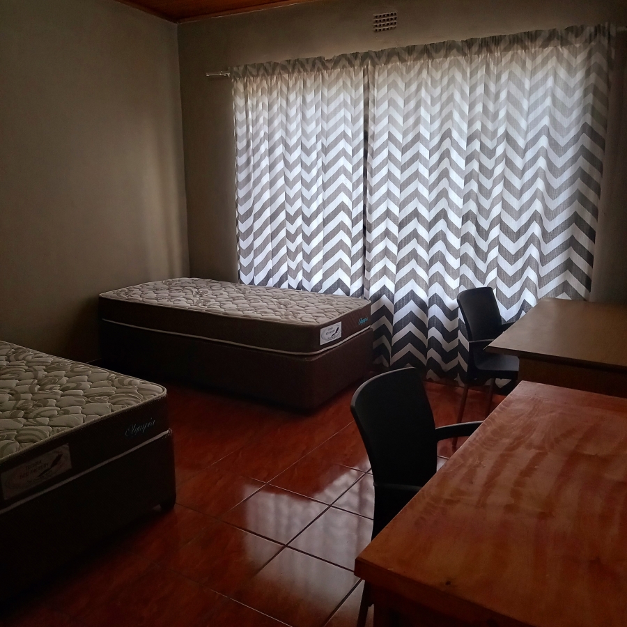 Room for rent in Auckland Park Gauteng. Listed by PropertyCentral