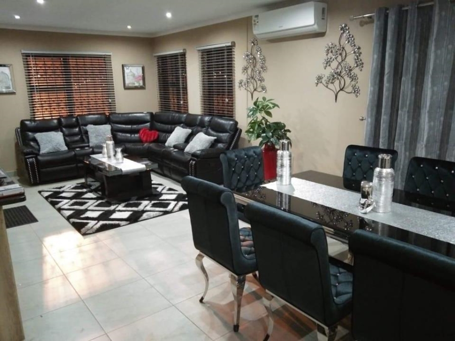 3 Bedroom Property for Sale in Clayville Gauteng