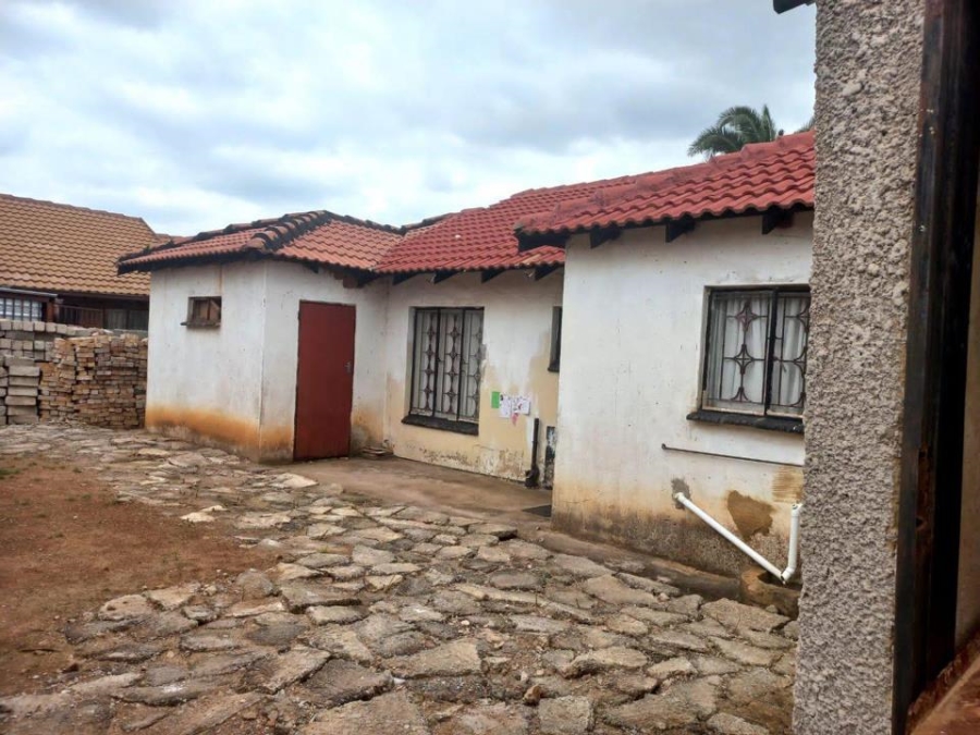 2 Bedroom Property for Sale in Mahube Valley Gauteng