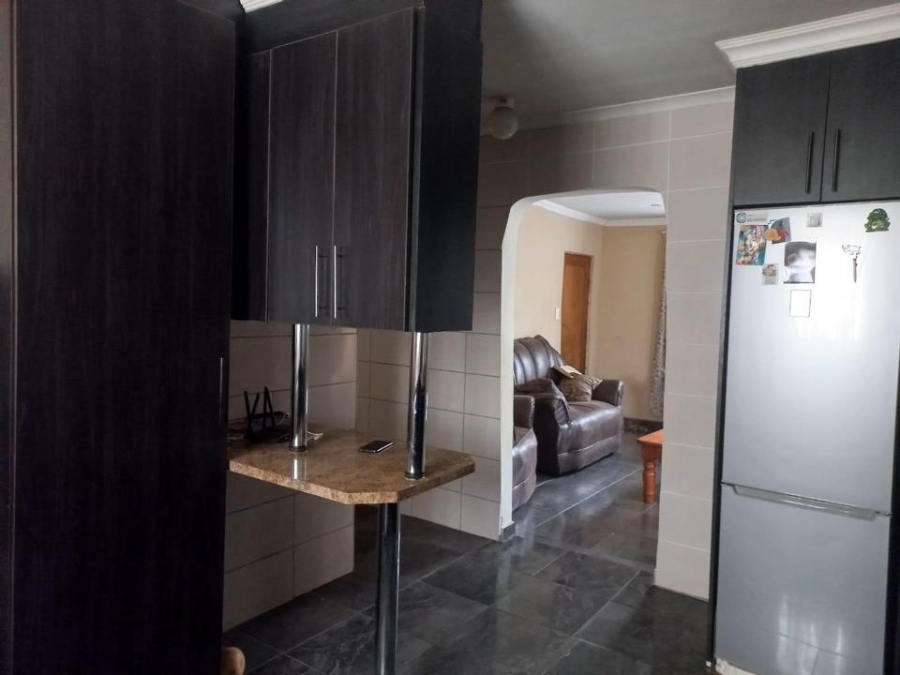 2 Bedroom Property for Sale in Mahube Valley Gauteng