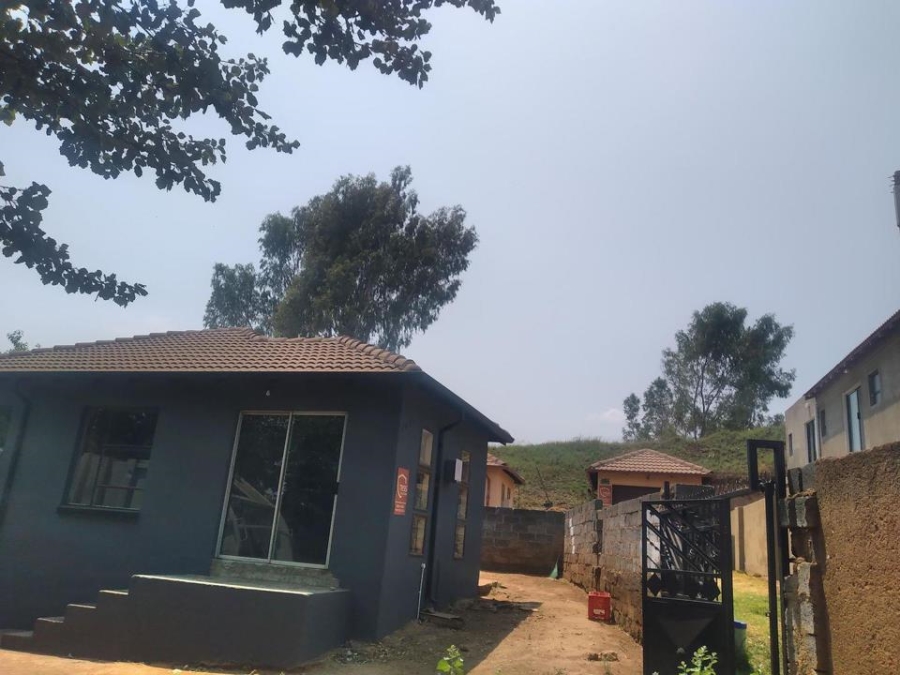 3 Bedroom Property for Sale in Clayville Gauteng