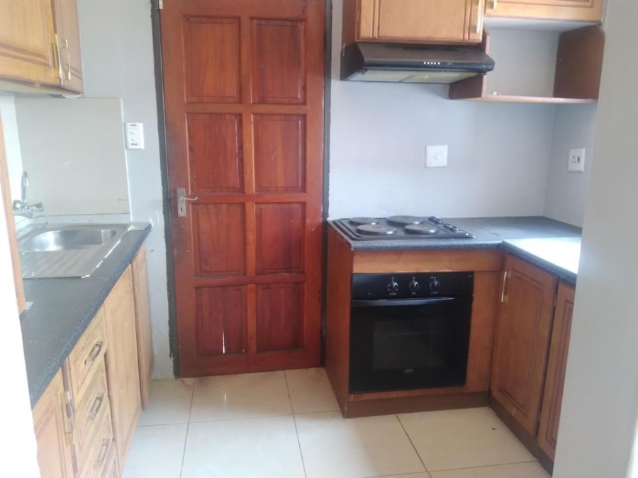 3 Bedroom Property for Sale in Clayville Gauteng