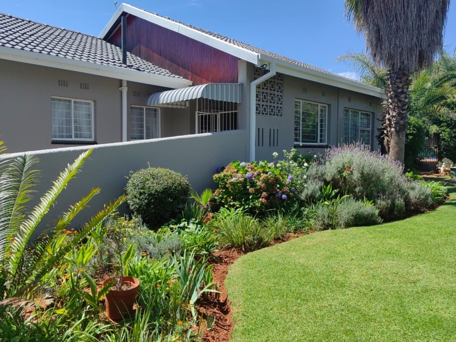 3 Bedroom Property for Sale in Greenhills Gauteng