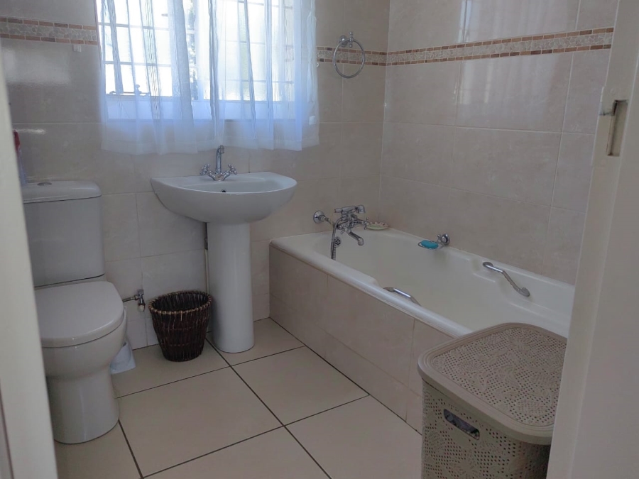 3 Bedroom Property for Sale in Greenhills Gauteng