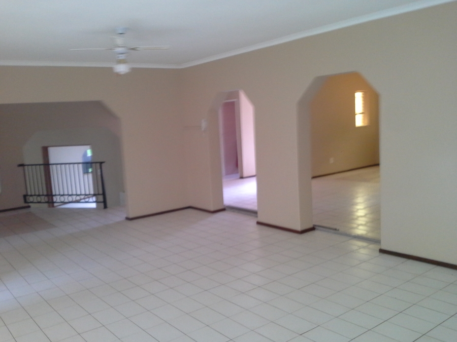 4 Bedroom Property for Sale in Poortview Gauteng