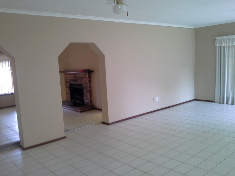 4 Bedroom Property for Sale in Poortview Gauteng