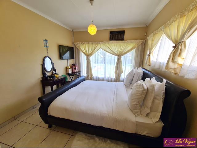 3 Bedroom Property for Sale in Waterkloof Glen Gauteng