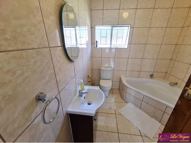 3 Bedroom Property for Sale in Waterkloof Glen Gauteng