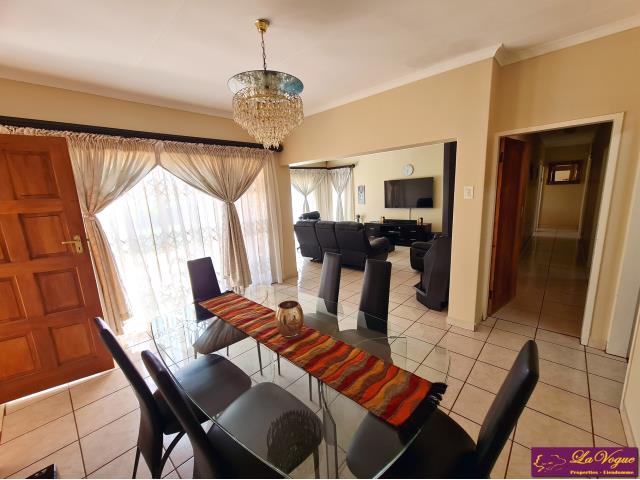 3 Bedroom Property for Sale in Waterkloof Glen Gauteng