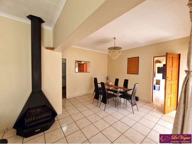 3 Bedroom Property for Sale in Waterkloof Glen Gauteng