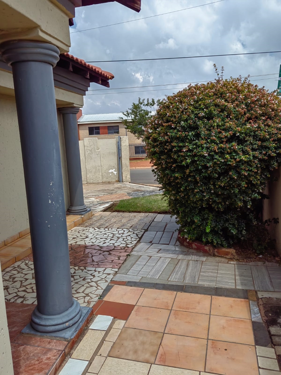 3 Bedroom Property for Sale in Kagiso Gauteng