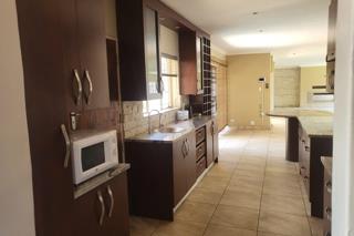 4 Bedroom Property for Sale in Rooihuiskraal North Gauteng