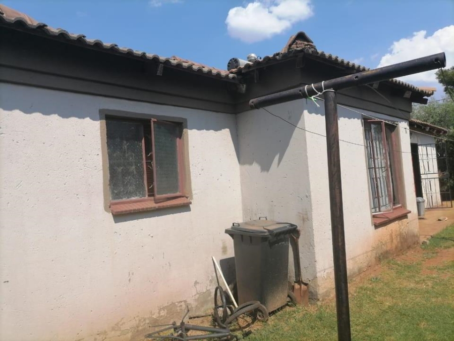 3 Bedroom Property for Sale in Clayville Gauteng