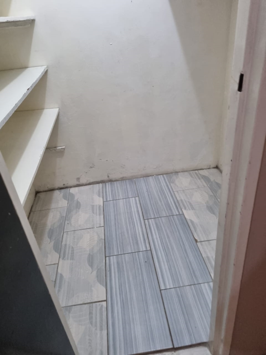 2 Bedroom Property for Sale in Sunnyside Gauteng
