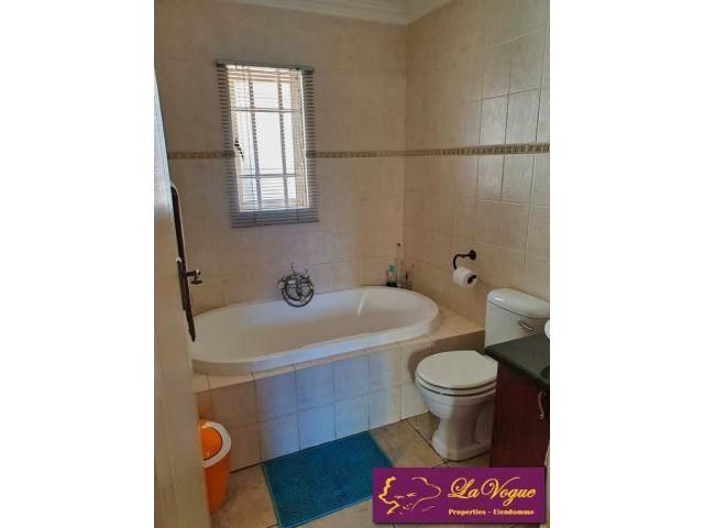 2 Bedroom Property for Sale in Olympus AH Gauteng