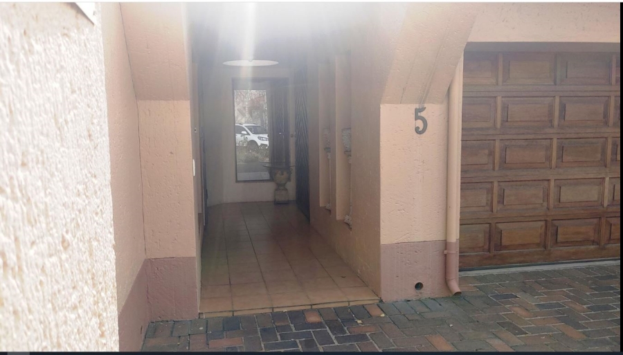 4 Bedroom Property for Sale in St Andrews Gauteng