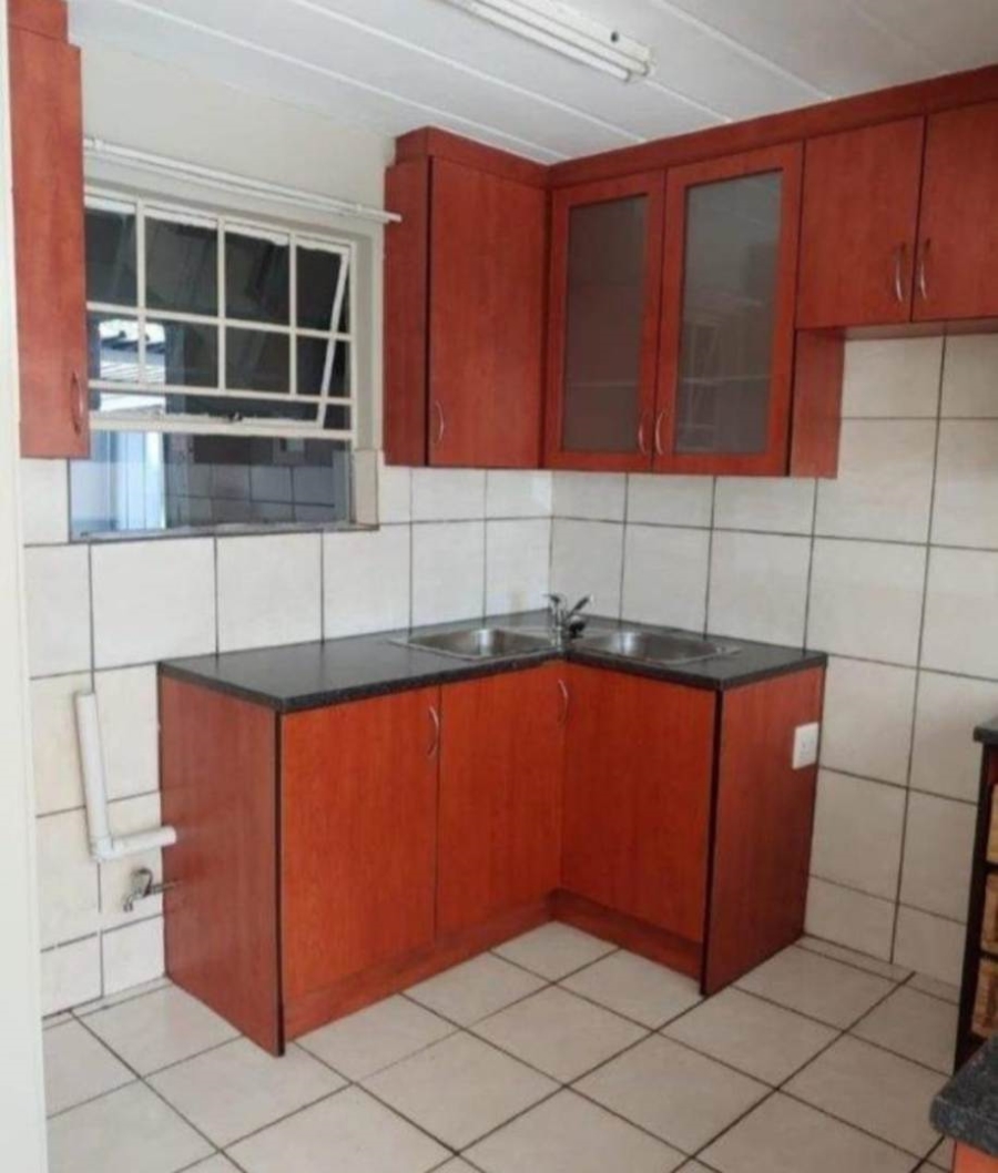 3 Bedroom Property for Sale in Verwoerdpark Gauteng