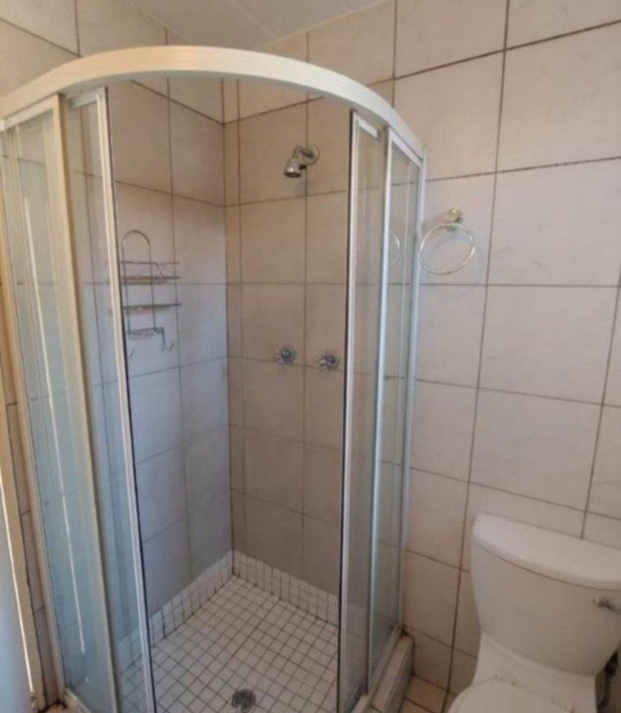 3 Bedroom Property for Sale in Verwoerdpark Gauteng