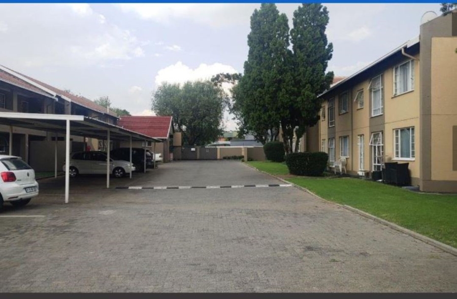 3 Bedroom Property for Sale in Verwoerdpark Gauteng