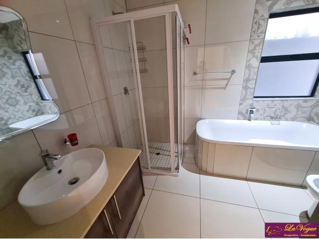 3 Bedroom Property for Sale in Olympus AH Gauteng
