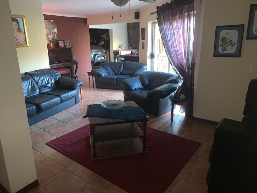 4 Bedroom Property for Sale in Greenhills Gauteng