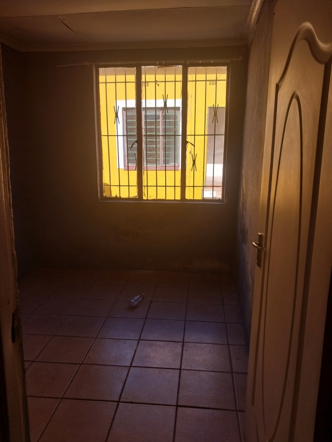 To Let 2 Bedroom Property for Rent in The Hill Gauteng